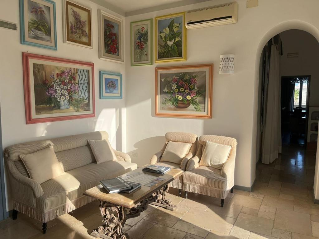 Palazzo Angelelli Bed & Breakfast Gallipoli Exterior photo