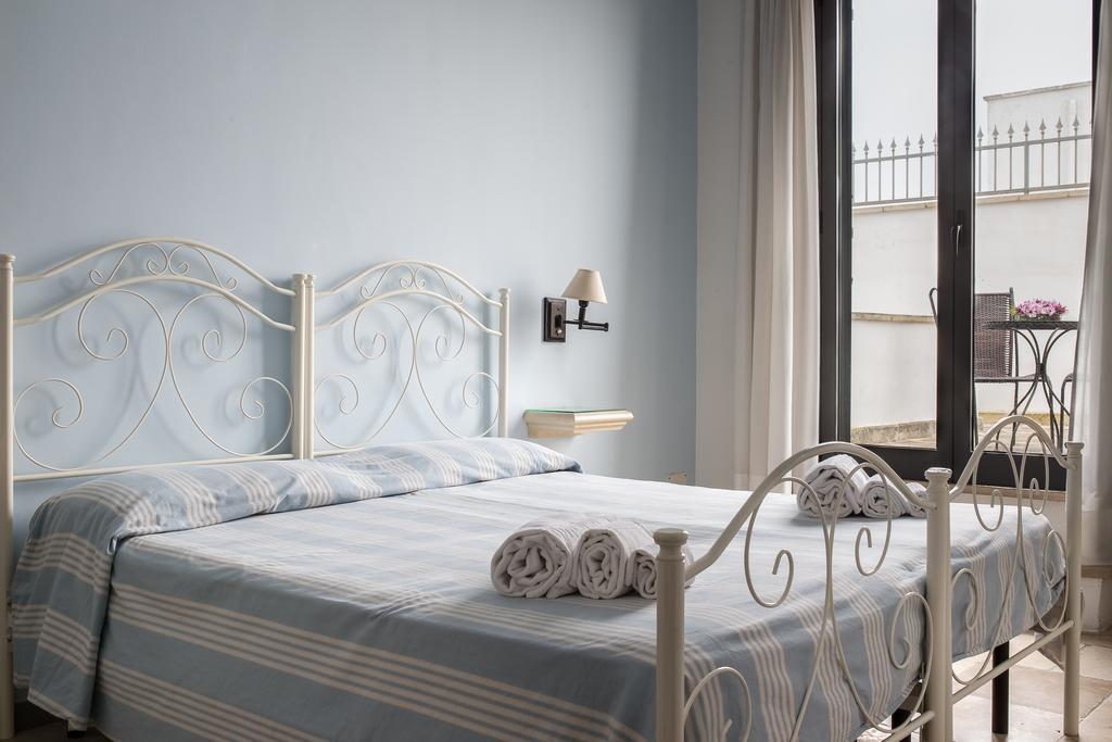 Palazzo Angelelli Bed & Breakfast Gallipoli Exterior photo